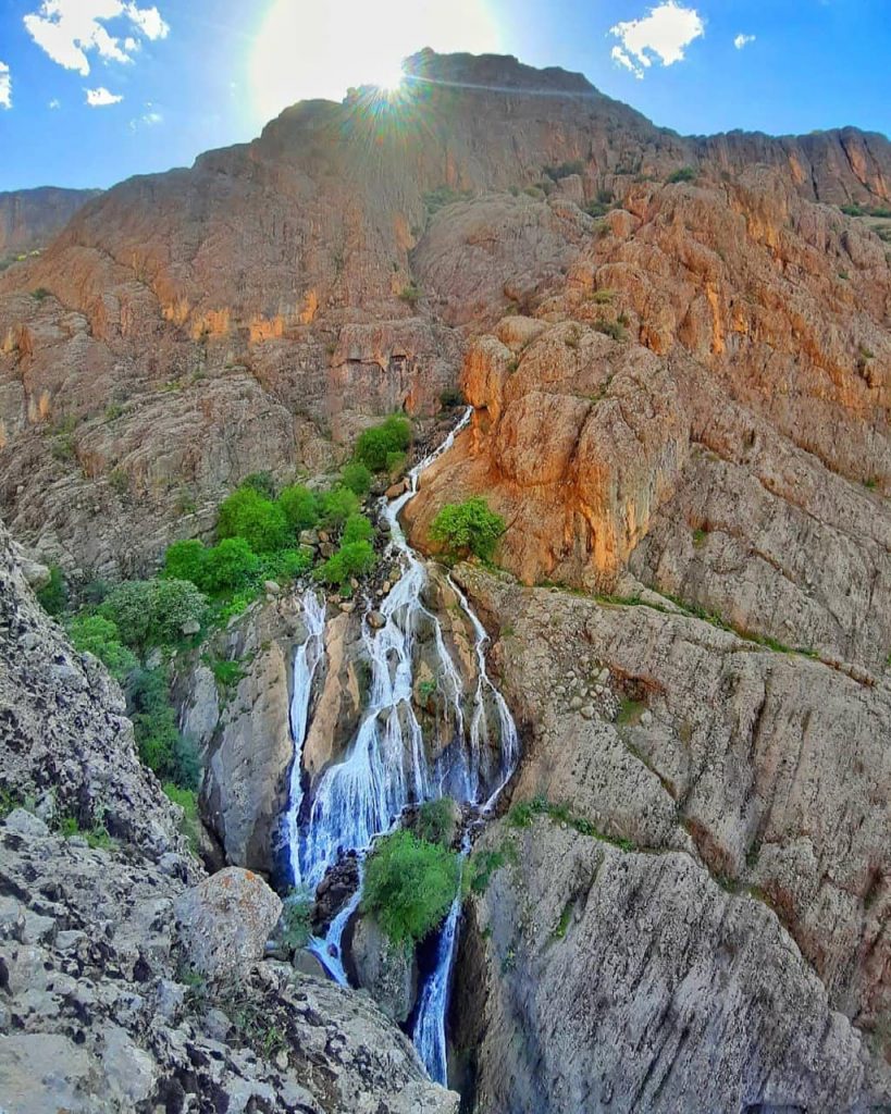 آبشار زیبای دورود در مجاورت روستای دره اسپر